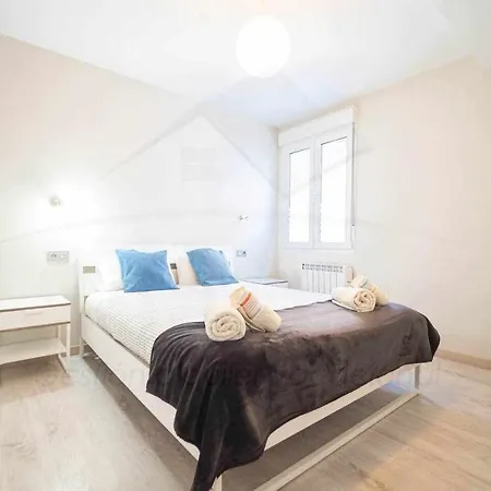 Luanco 11 ,centro De דירה גיחון