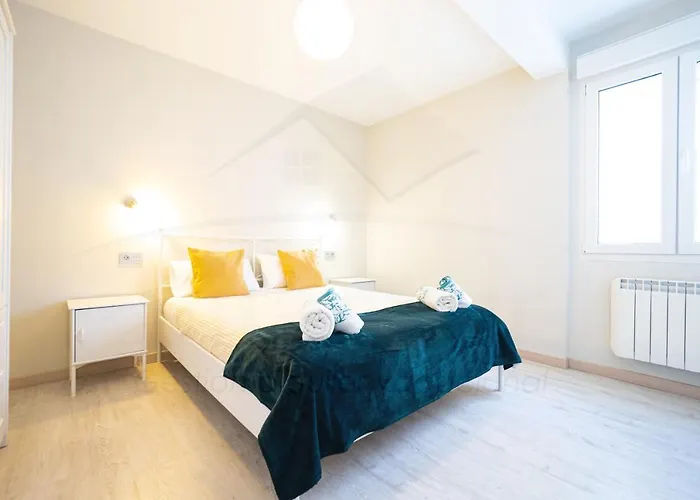 Luanco 11 ,centro De * Gijon